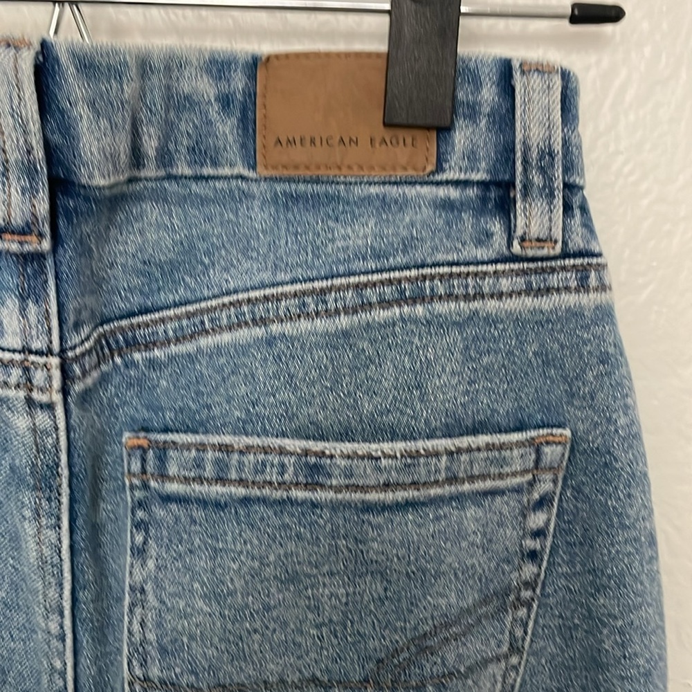 American Eagle Curvy Mom Jeans Size 00 - Picture 5 of 6